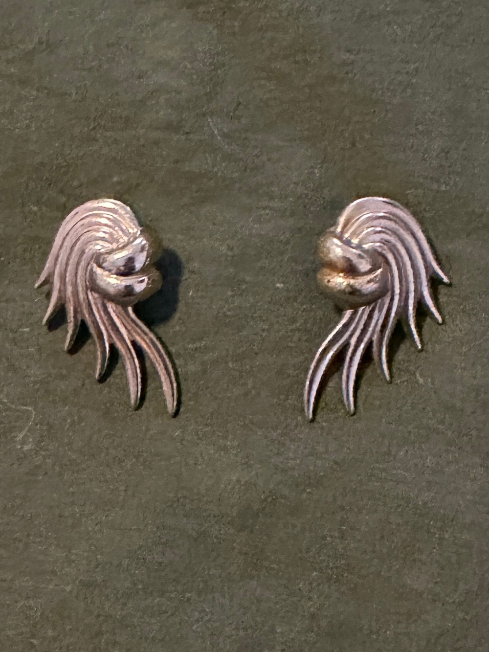 Vintage Clip-on Winged Flame Stud Earrings - Gold tone